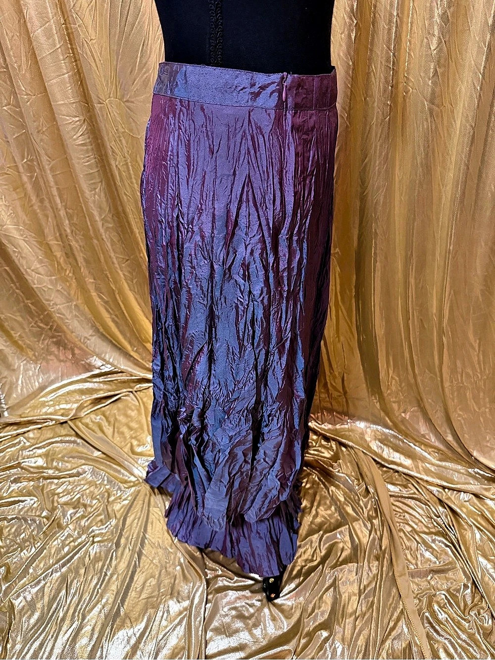 Sony Costume Dept GoGo Design Textured Ruffle Maxi Skirt in Purple Y2K size M